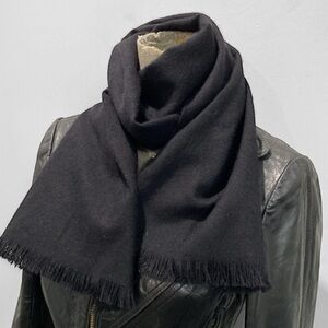 Logistik black soft Scarf with fringe